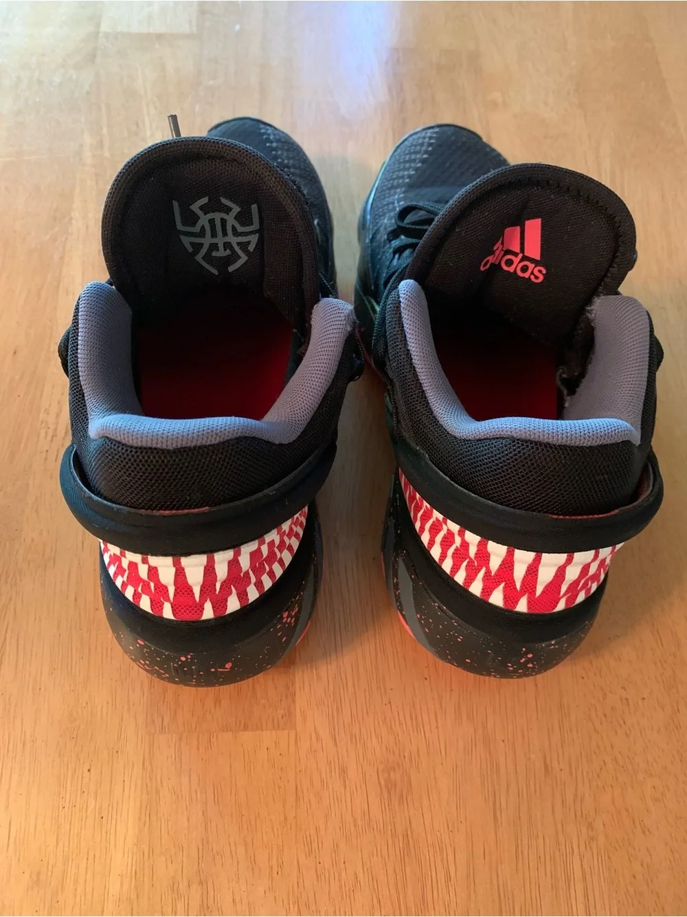 Marvel x Adidas DON Issue 2 Venom Basketball Sneakers, Size 5 Big Boy Youth